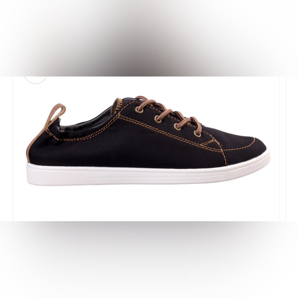 Spenco Santa Clara Canvas Sneakers in Black, Size 8.5